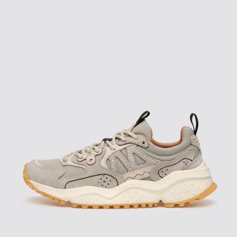 NWT Flower Mountain SOLIN UNI
Suede and technical fabric sneakers - Light grey - Picture 2 of 15